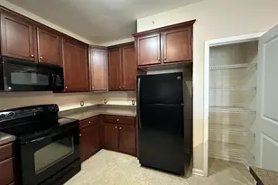 702 Van Gogh Ct, Monroe Township, NJ 08094 - Photo 5