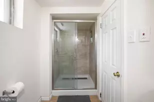 1601 White Oak Ln, Monroe Township, NJ 08094 - Photo 41