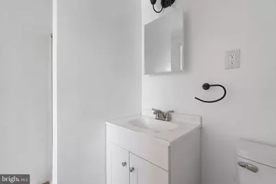 636 Billings Avenue, Paulsboro, NJ 08066 - Photo 17