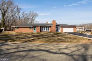 23 Grandview Ave, Monroe Township, NJ 08094 - Photo 1