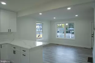 255 Elizabeth Ave, Paulsboro, NJ 08066 - Photo 7