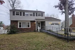 1638 Red Oak Rd, Monroe Township, NJ 08094 - Photo 1