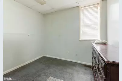 71 Main St, Logan Township, NJ 08014 - Photo 11