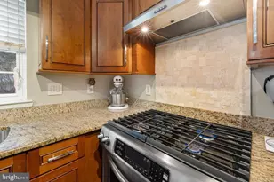 204 Sienna Ln, Glassboro, NJ 08028 - Photo 3