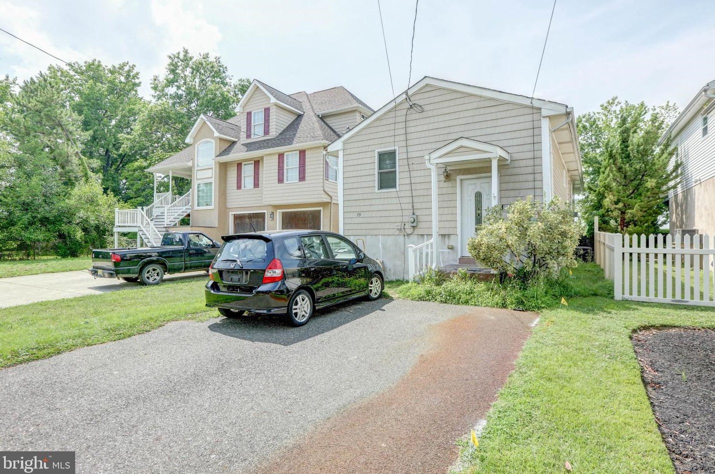 79 Enlow Pl, Pennsville NJ 08070-2003 exterior