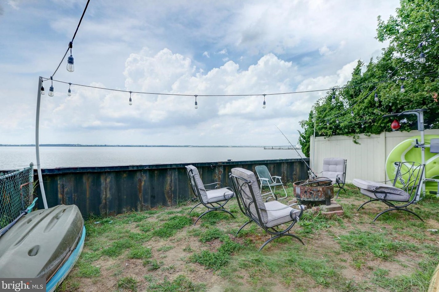 79 Enlow Pl, Pennsville NJ 08070-2003 exterior