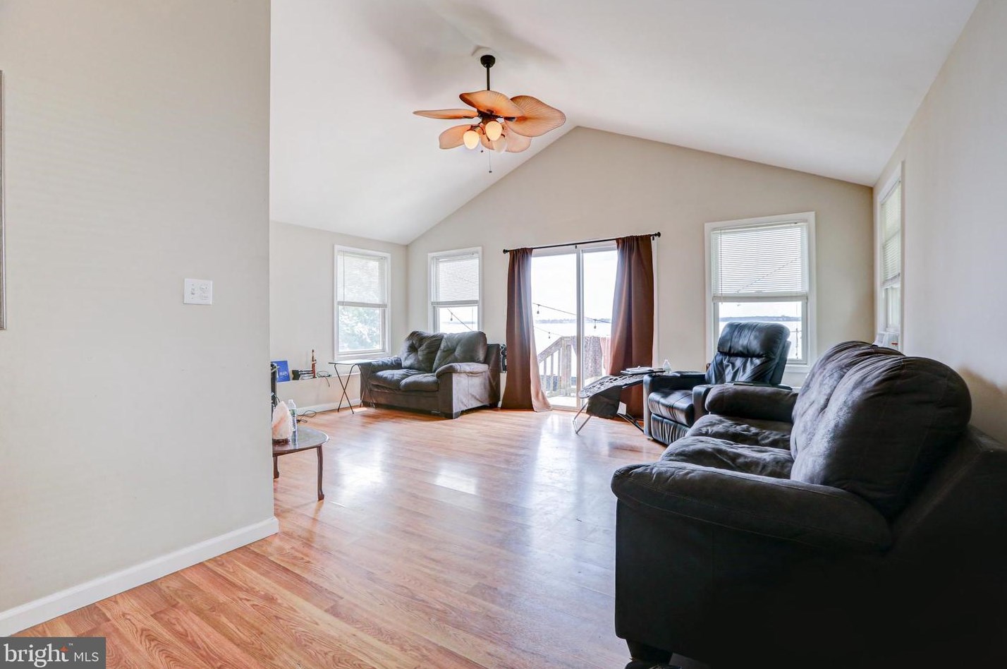 79 Enlow Pl, Pennsville NJ 08070-2003 exterior