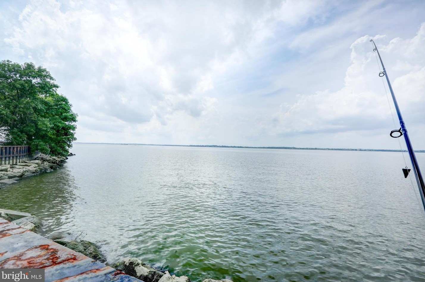 79 Enlow Pl, Pennsville NJ 08070-2003 exterior