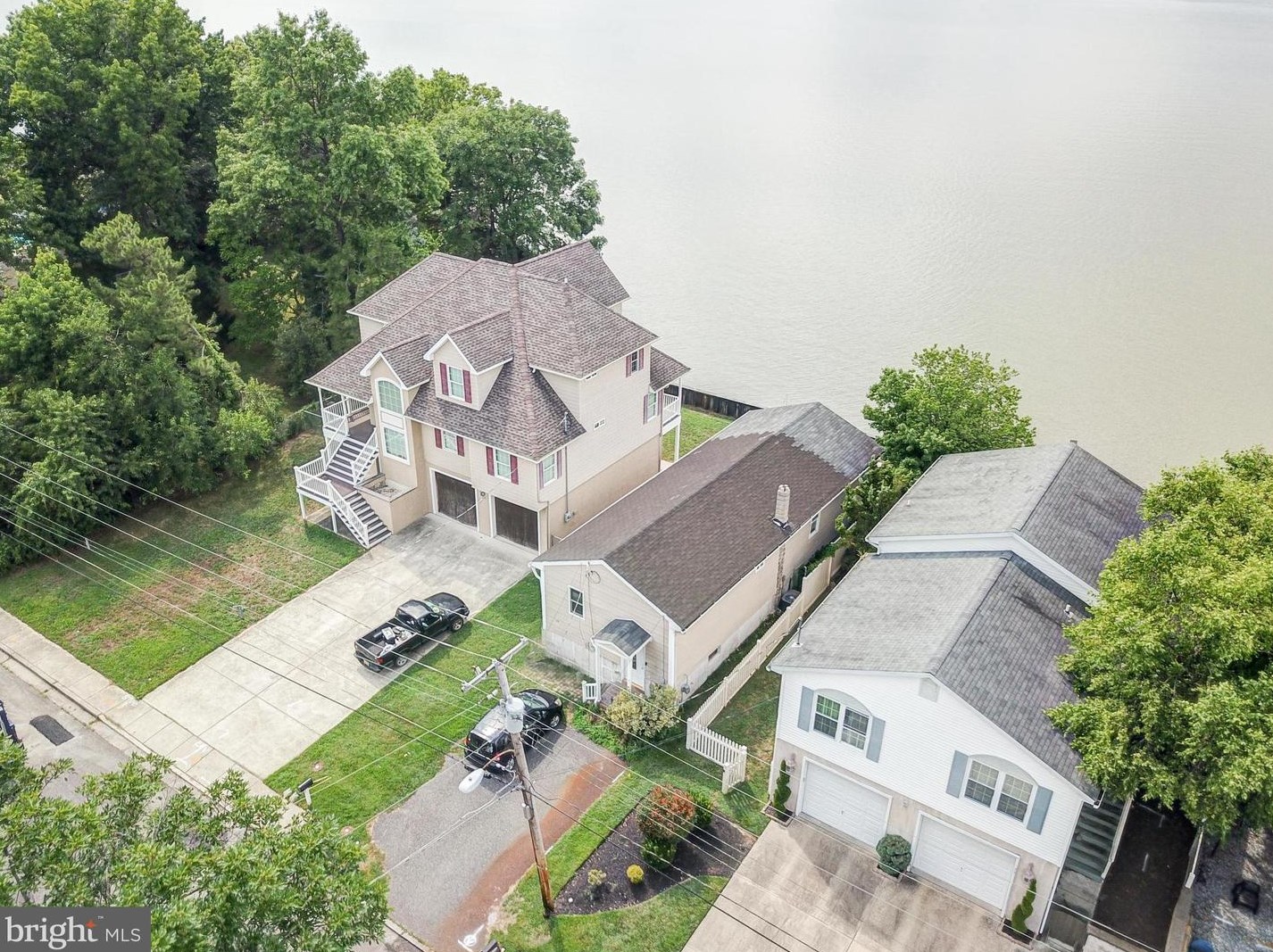 79 Enlow Pl, Pennsville NJ 08070-2003 exterior