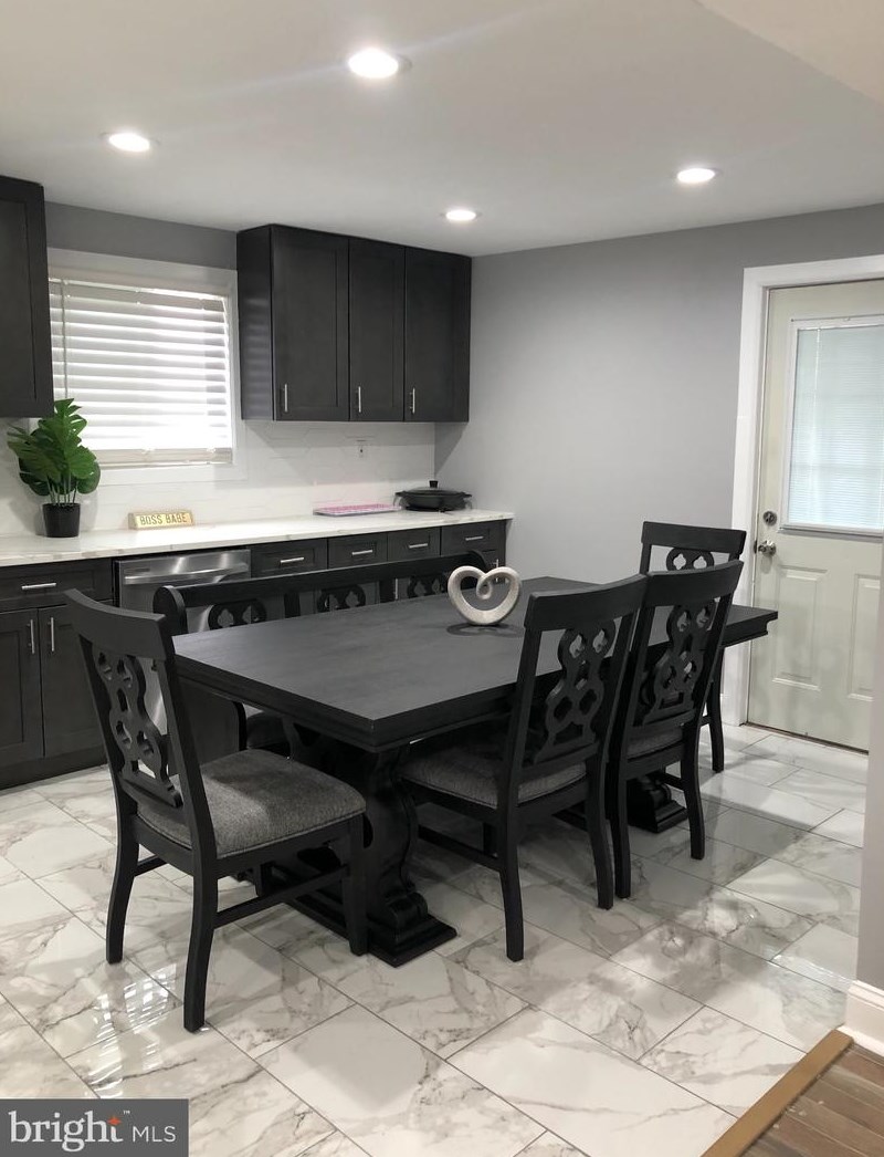 374 Springfield Ave, Carneys Point Township NJ  08069-2907 exterior
