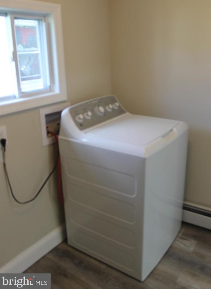 270 B St, Carneys Point Township NJ  08069-2324 exterior