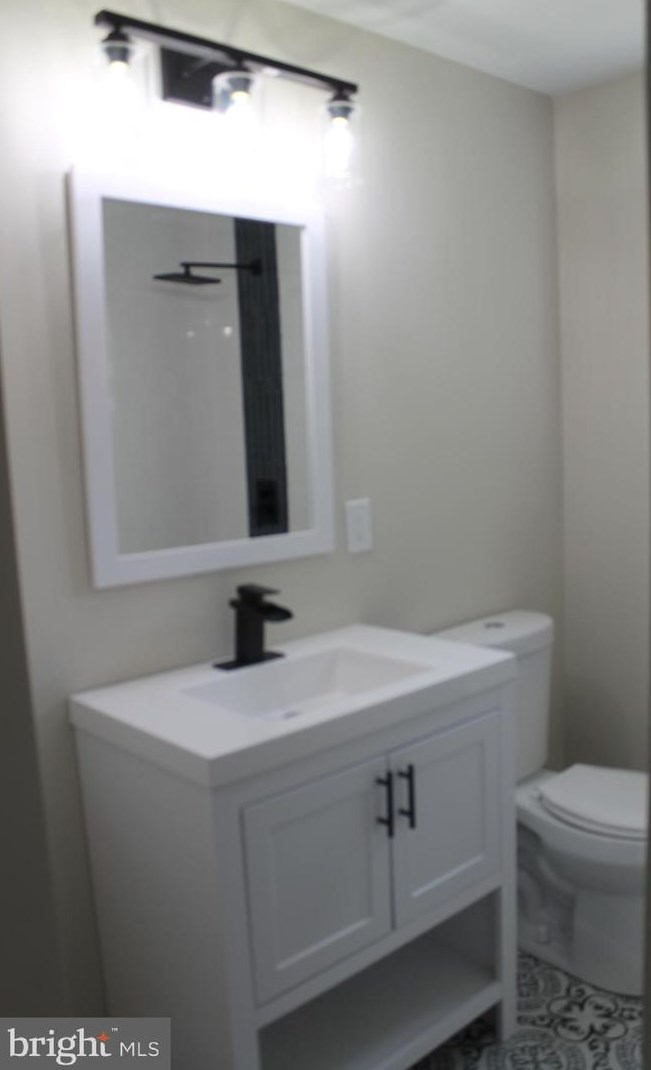 270 B St, Carneys Point Township NJ  08069-2324 exterior