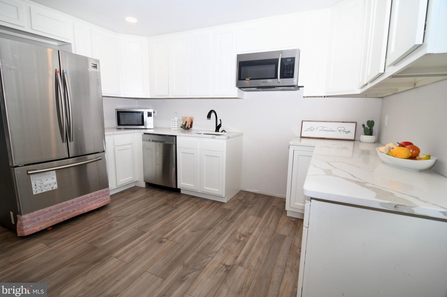 310 Broadway, Pennsville NJ  08070-1248 exterior