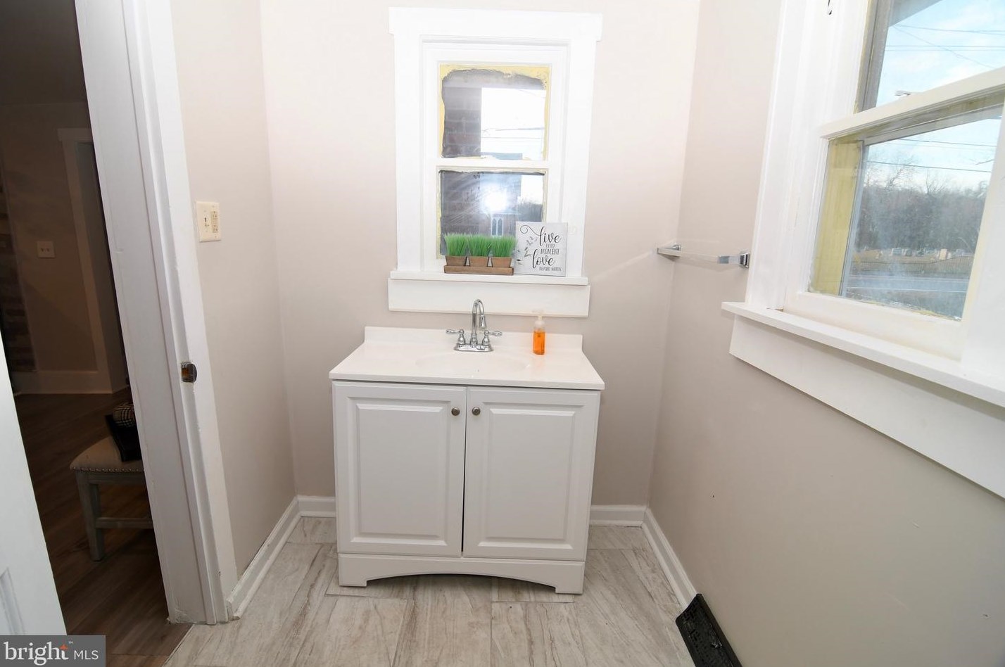 310 Broadway, Pennsville NJ  08070-1248 exterior