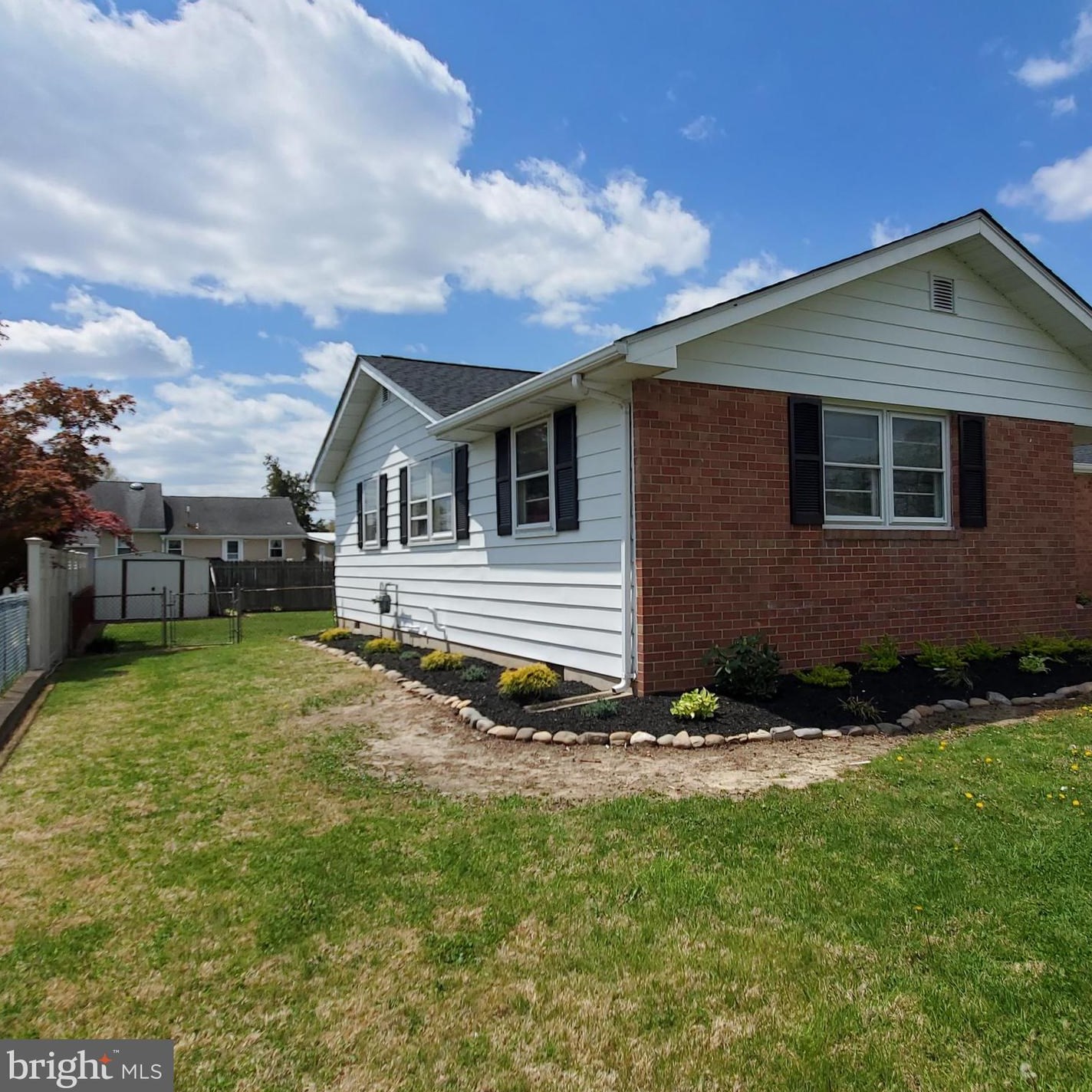5 Cornell Rd, Pennsville NJ  08070-2705 exterior