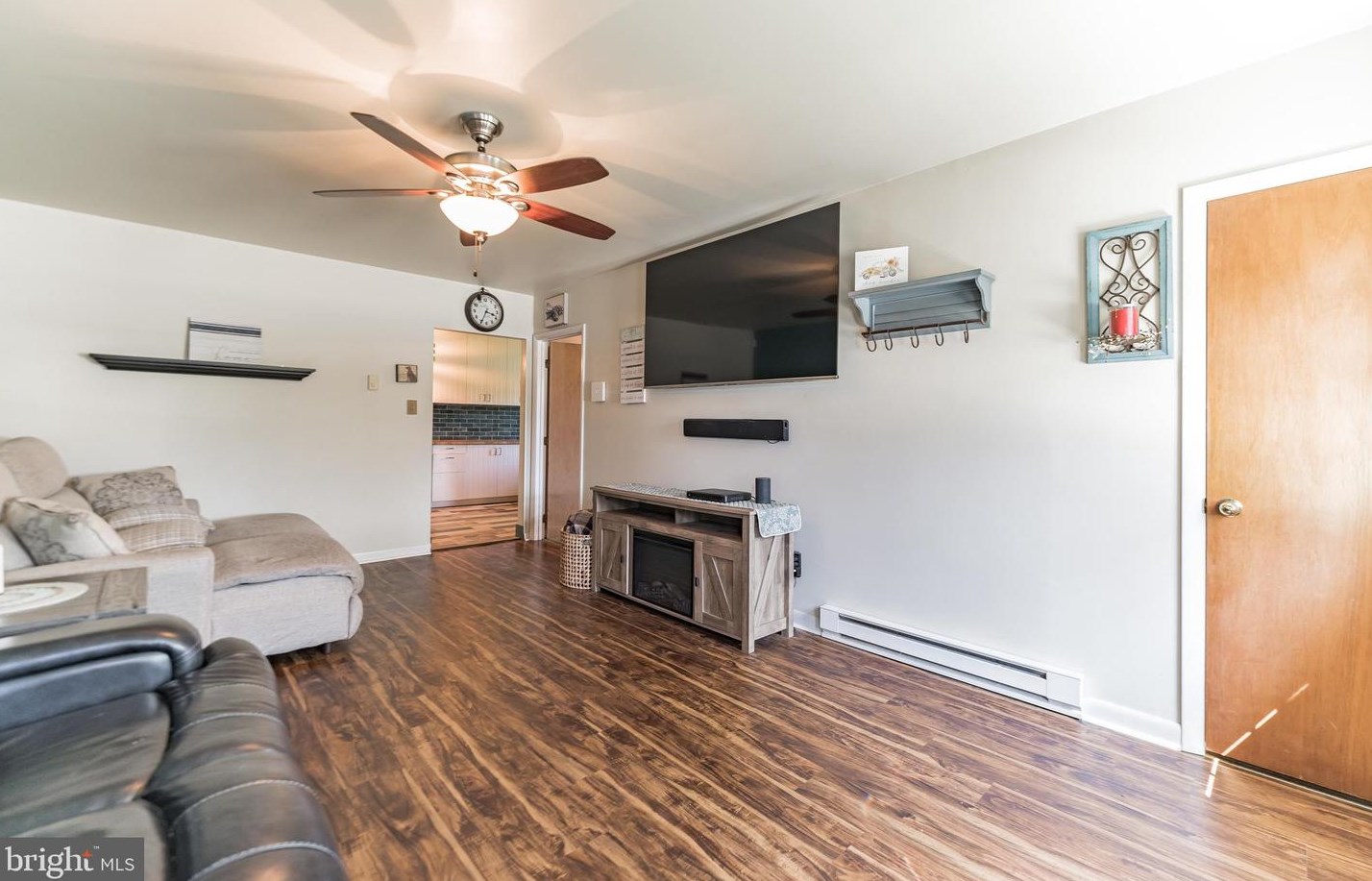 18 Ferry Rd, Pennsville NJ 08070-2059 exterior