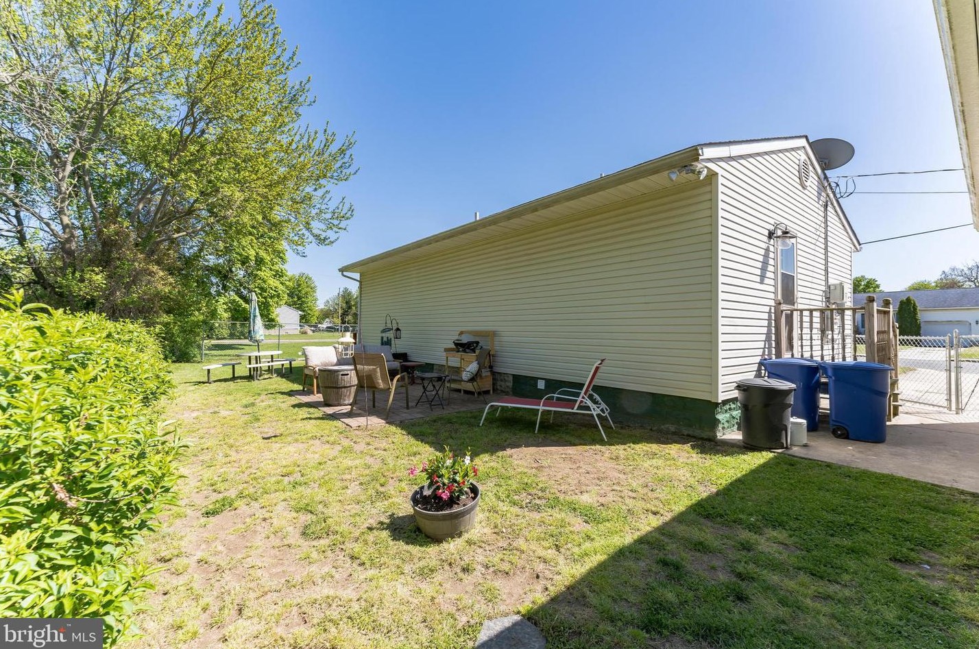 18 Ferry Rd, Pennsville NJ 08070-2059 exterior