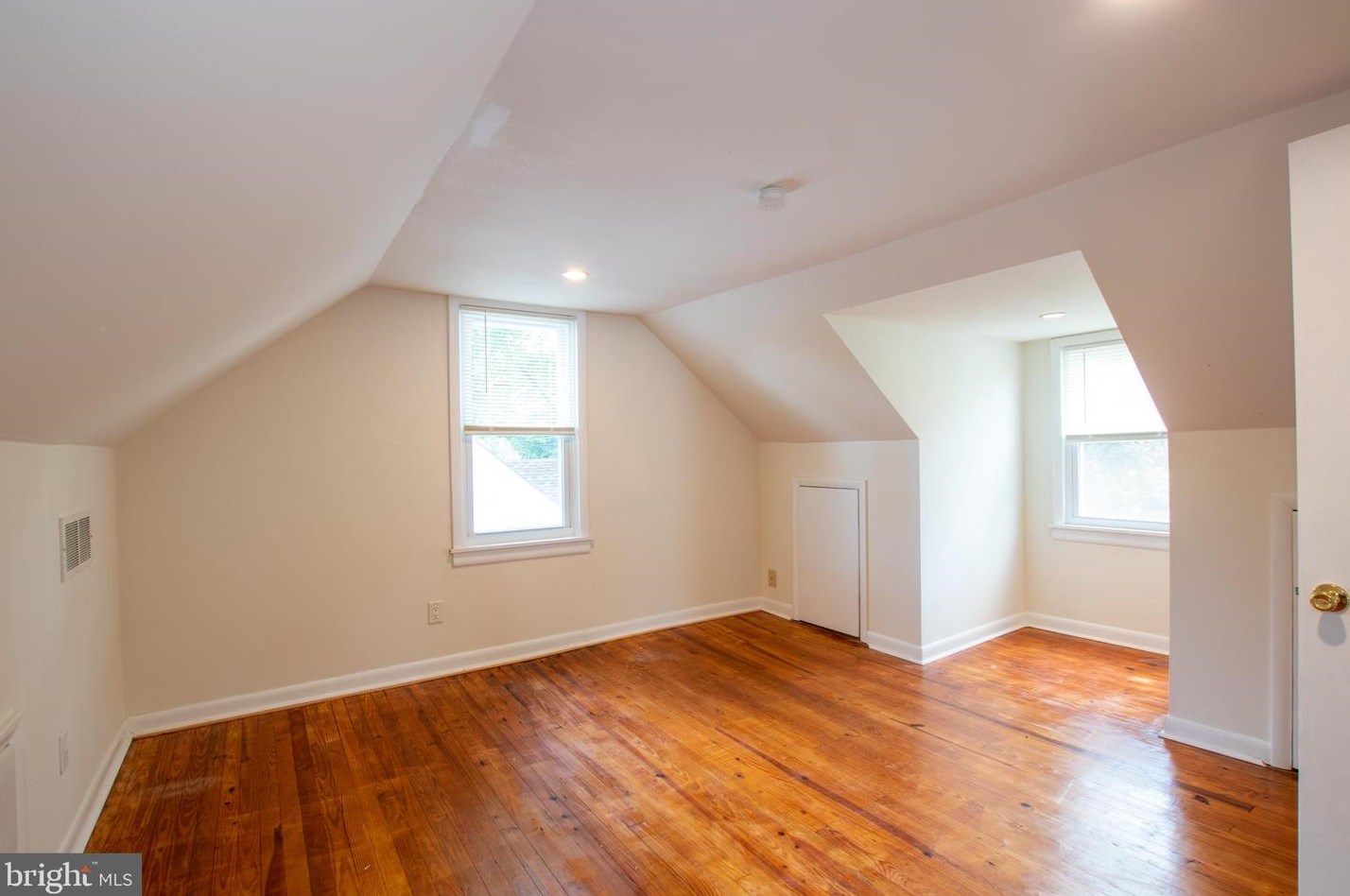 187 Crossland Ave, Salem NJ 08079-1612 exterior