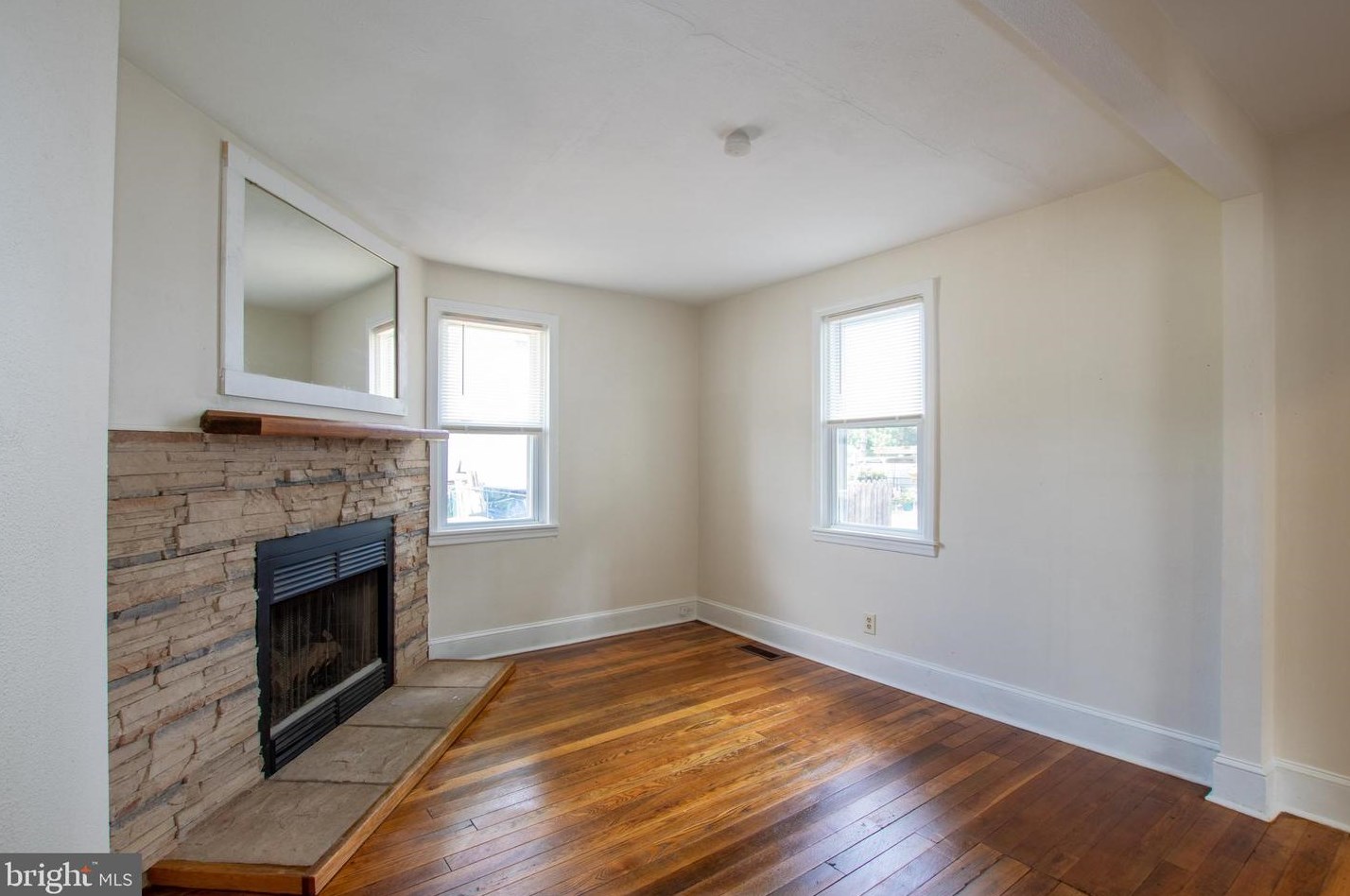 187 Crossland Ave, Salem NJ 08079-1612 exterior