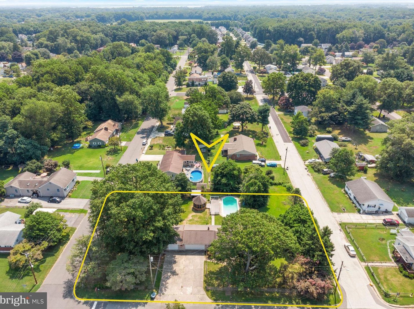 174 Morningside Dr, Pennsville NJ 08070-3046 exterior