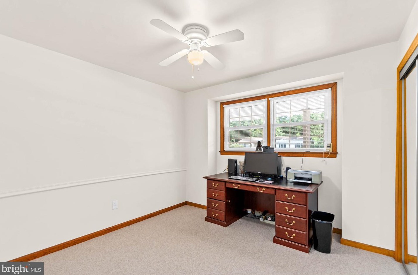 335 Pittsfield St, Pennsville NJ 08070-1924 exterior