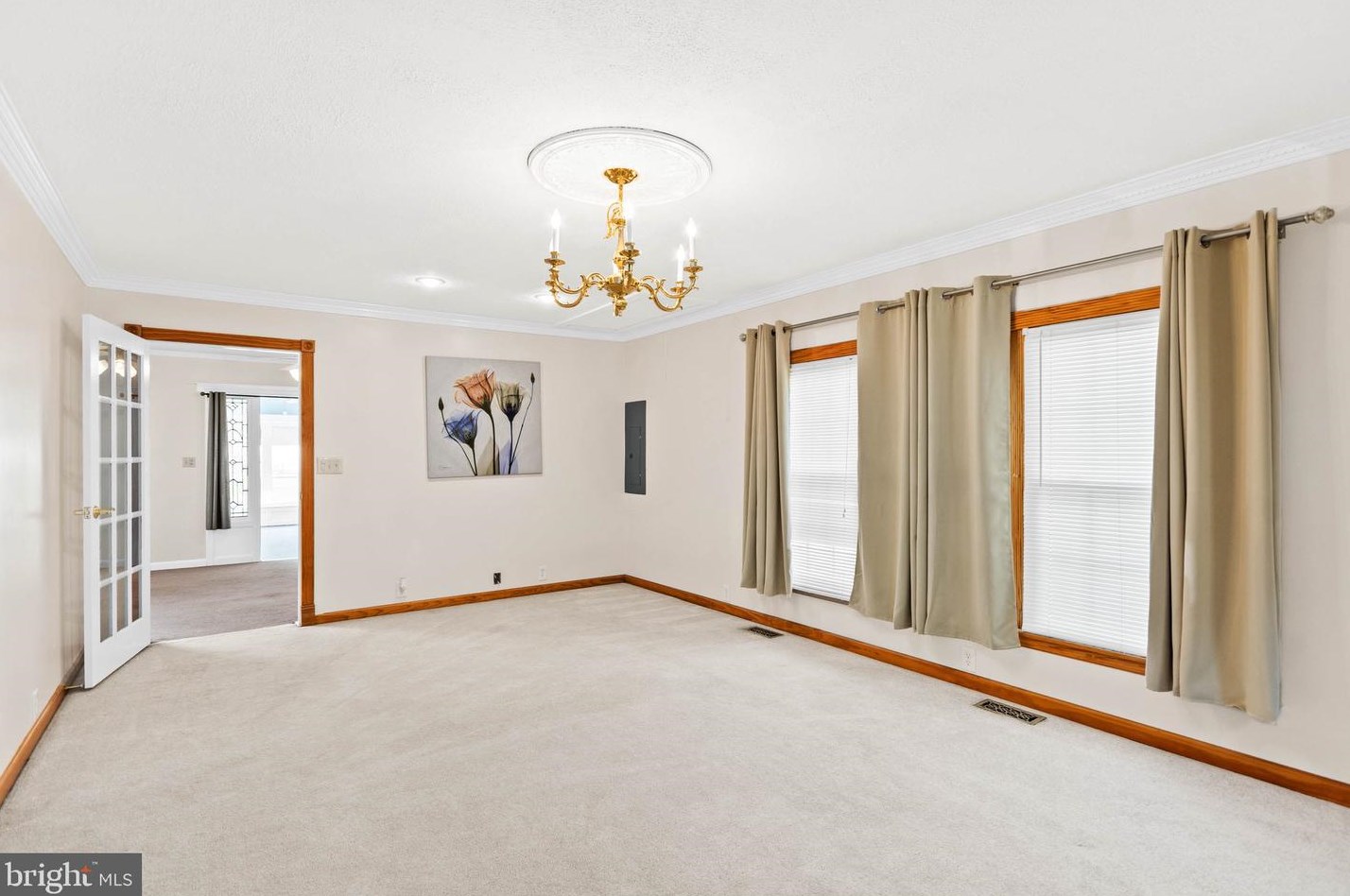 335 Pittsfield St, Pennsville NJ 08070-1924 exterior