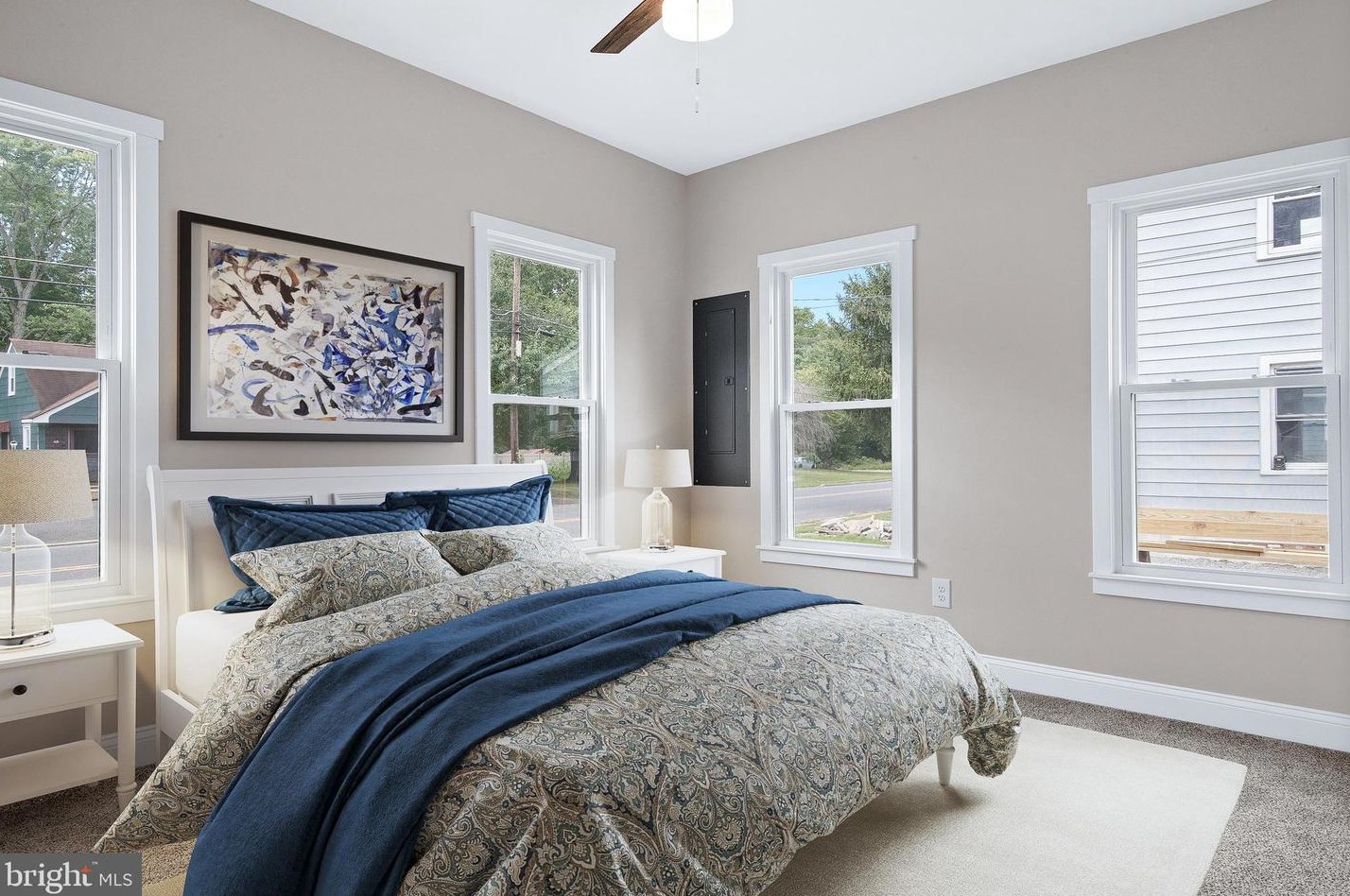 116 Pittsfield St, Pennsville NJ 08070-1831 exterior