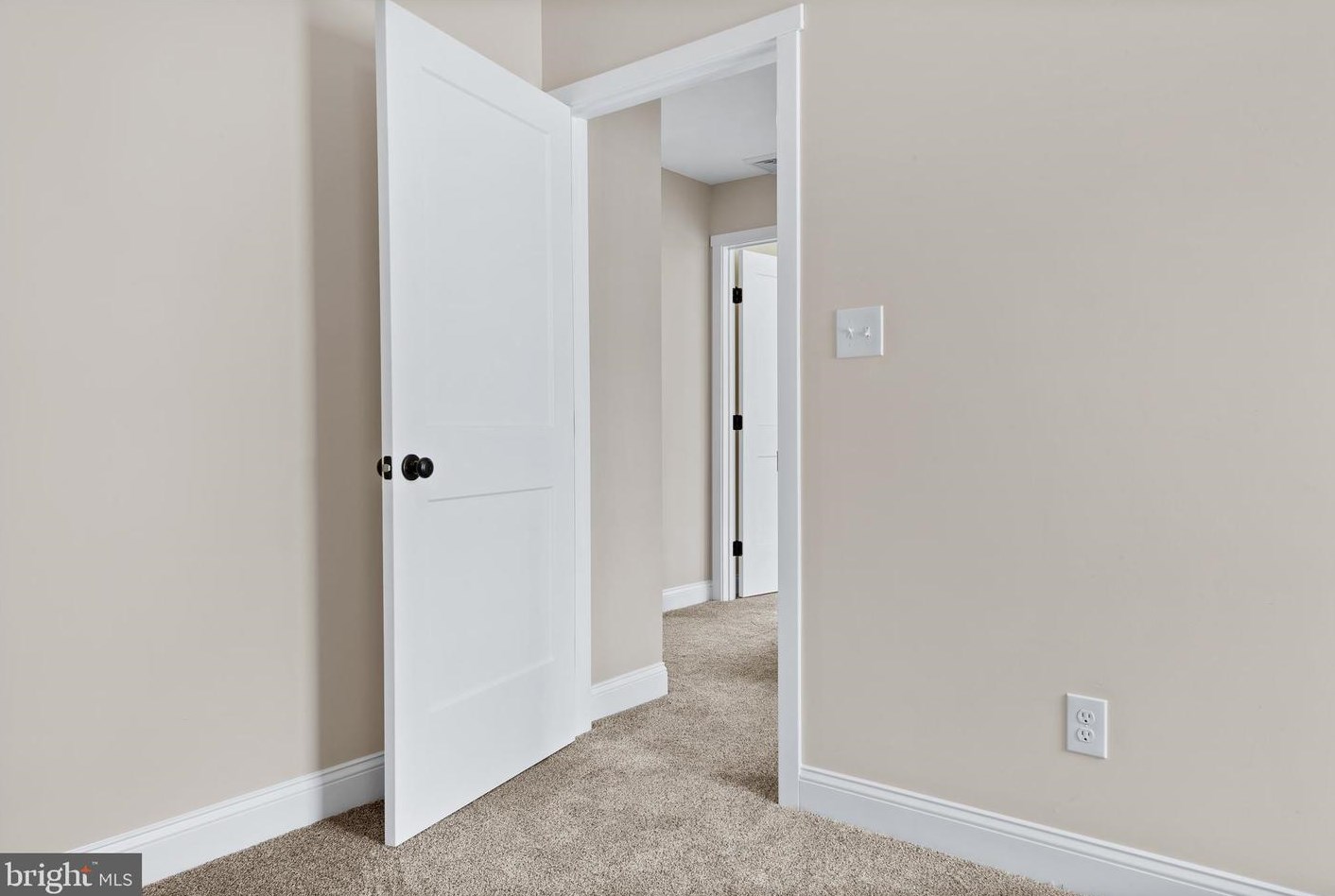 116 Pittsfield St, Pennsville NJ 08070-1831 exterior