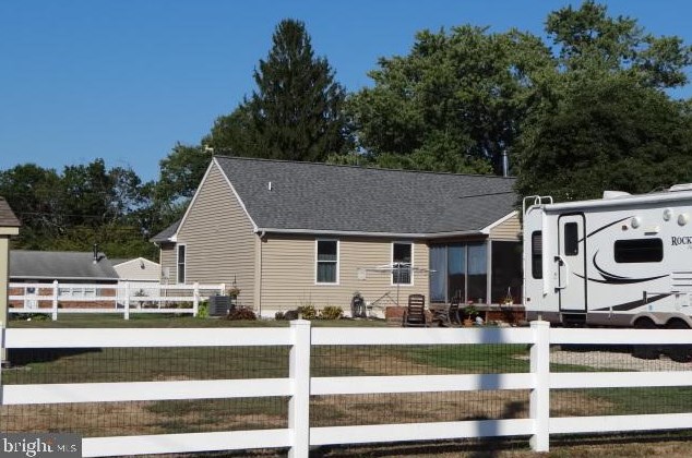 31 Harvard Rd, Pennsville NJ 08070-2974 exterior