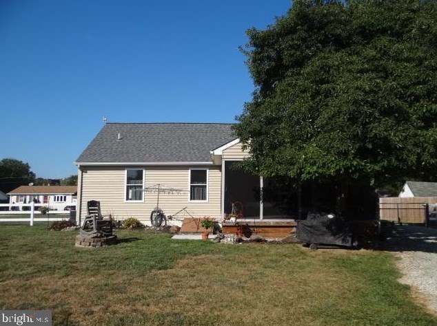 31 Harvard Rd, Pennsville NJ 08070-2974 exterior