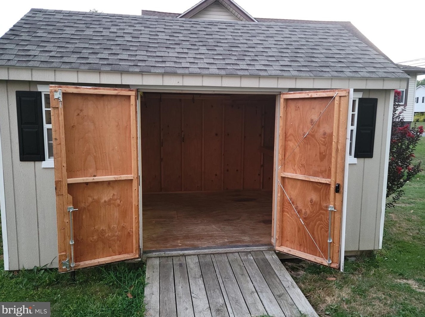 257 Broadway, Pennsville NJ  08070-2730 exterior