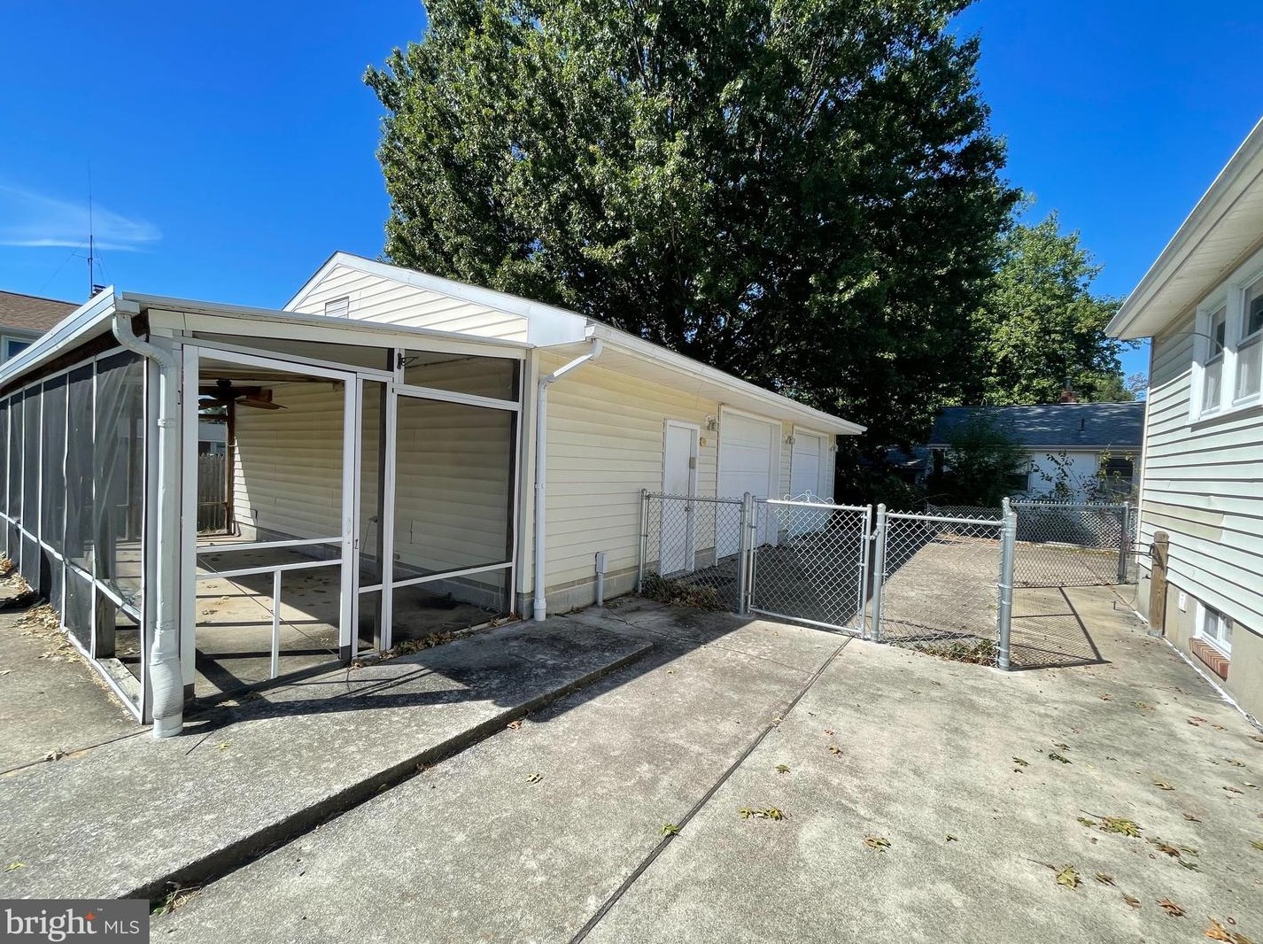 33 Harvard Rd, Pennsville NJ 08070-3603 exterior