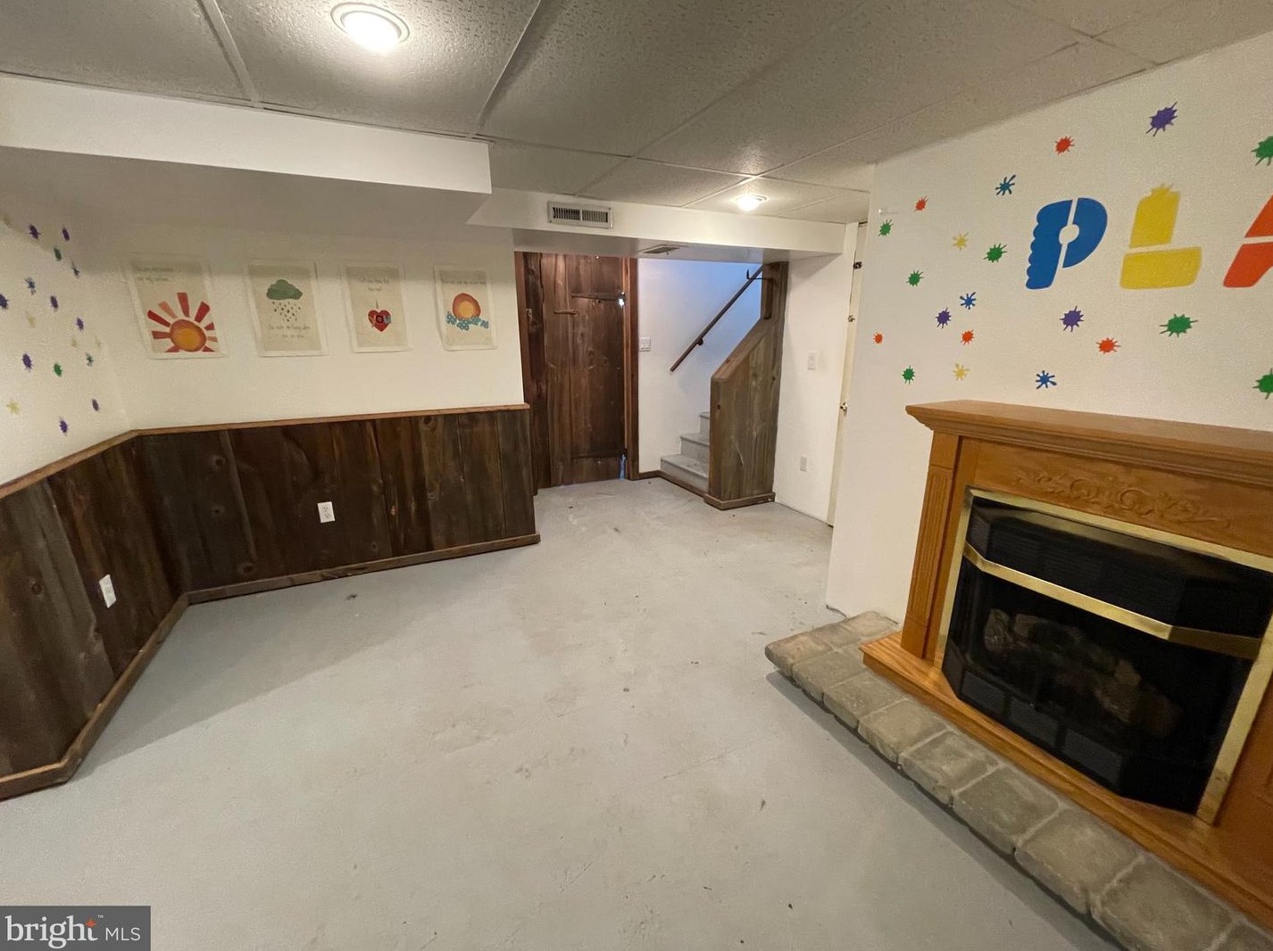 33 Harvard Rd, Pennsville NJ 08070-3603 exterior