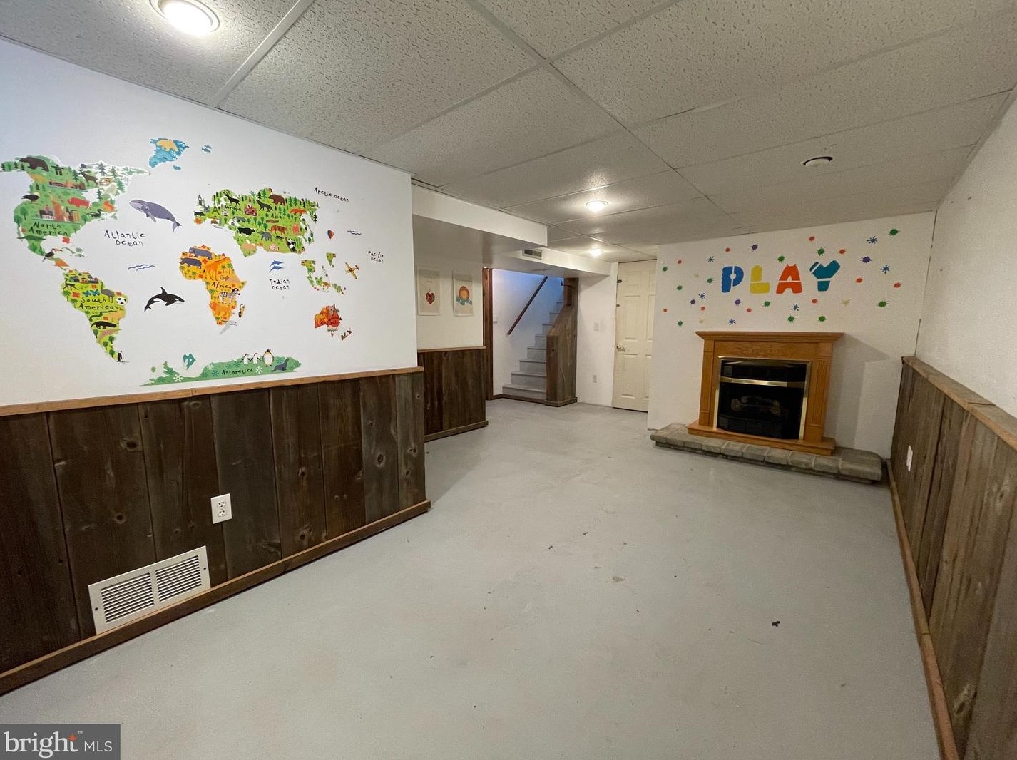 33 Harvard Rd, Pennsville NJ 08070-3603 exterior