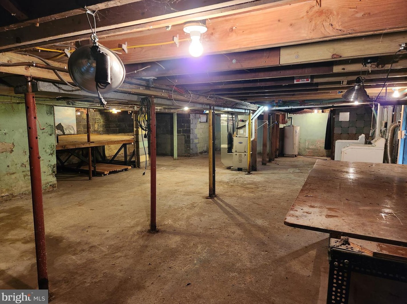 70 Heron Ave, Pennsville NJ 08070-1307 exterior