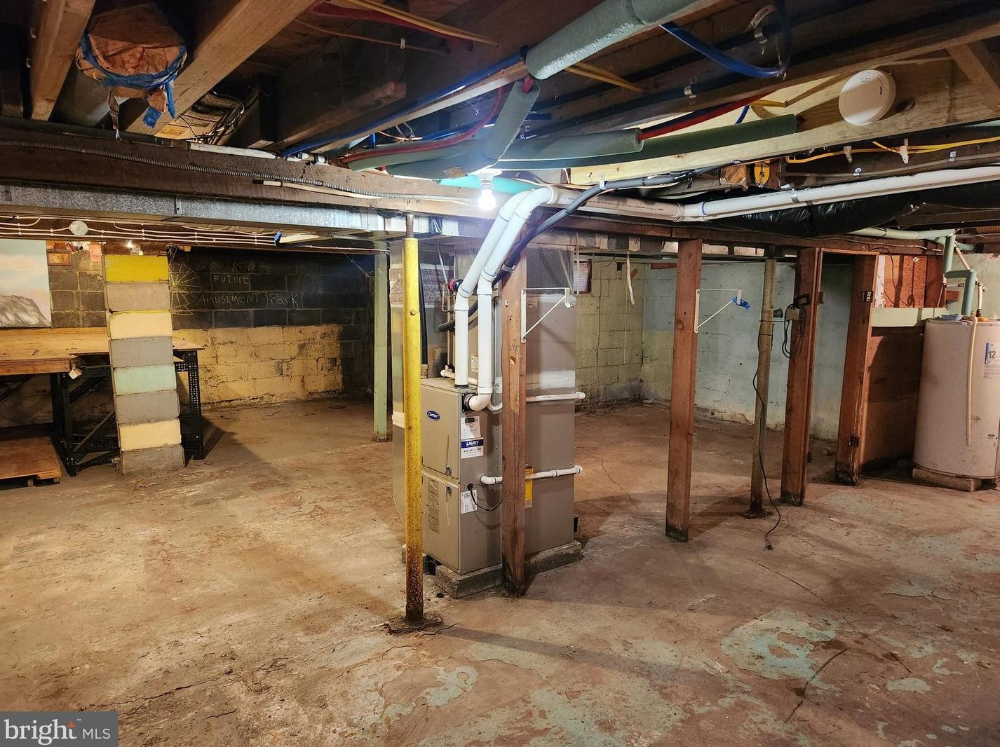 70 Heron Ave, Pennsville NJ 08070-1307 exterior