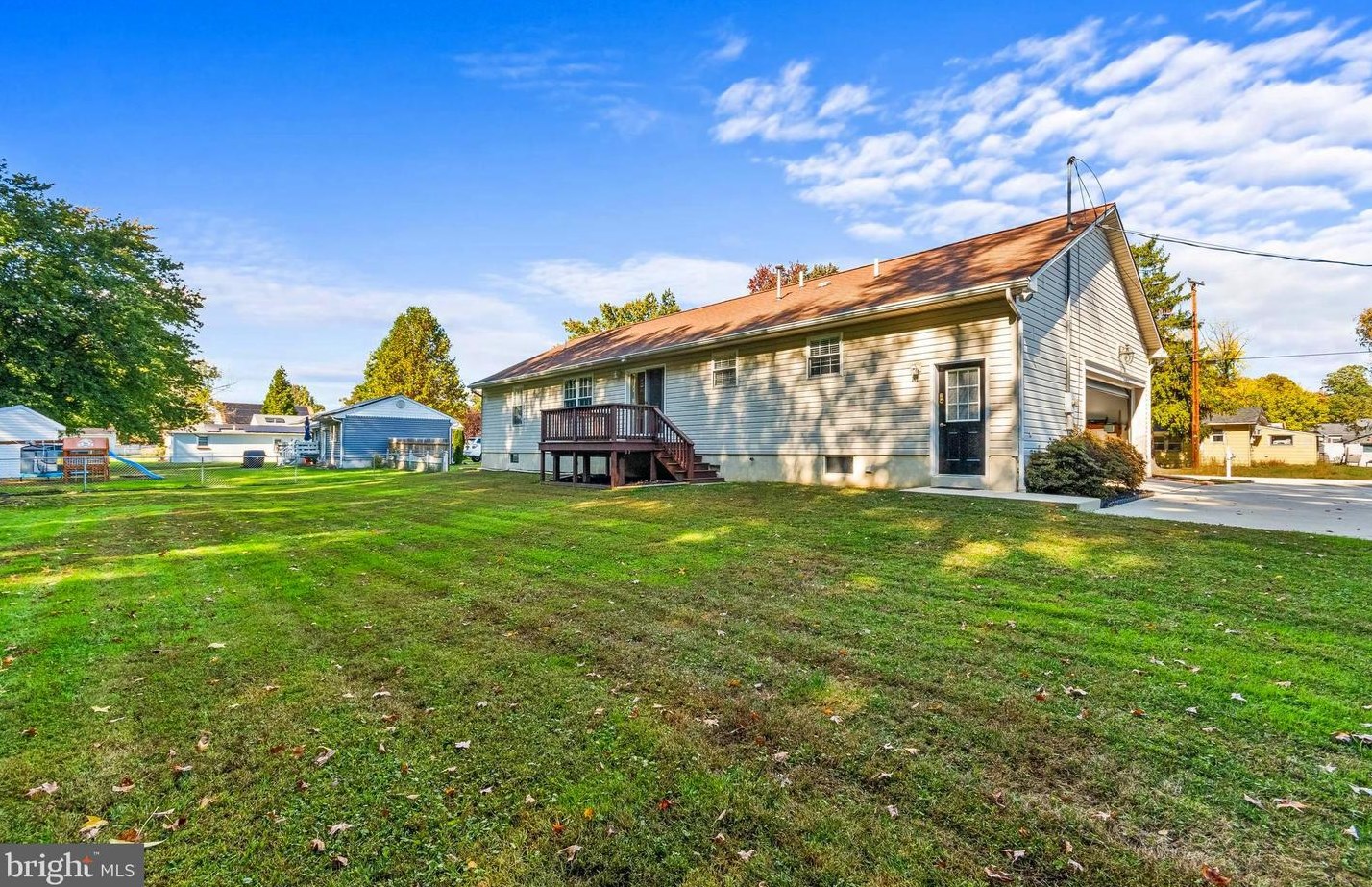 51 Heron Ave, Pennsville NJ  08070-1307 exterior