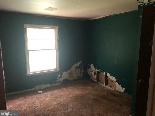 11 Buck Rd, Aura NJ 08028-3300 exterior