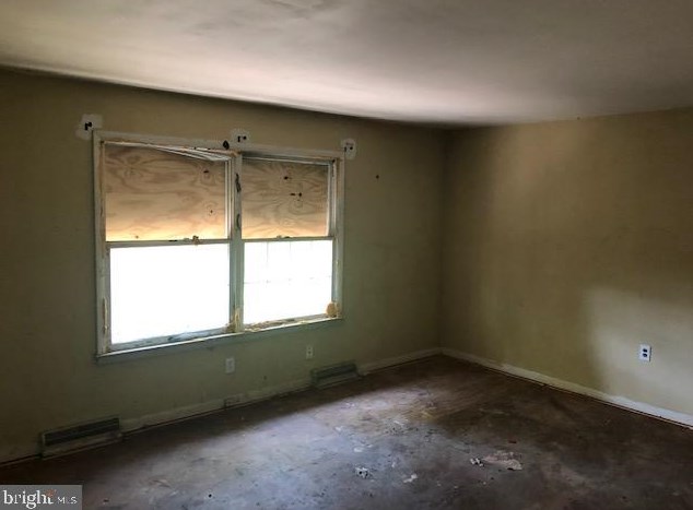 11 Buck Rd, Aura NJ 08028-3300 exterior