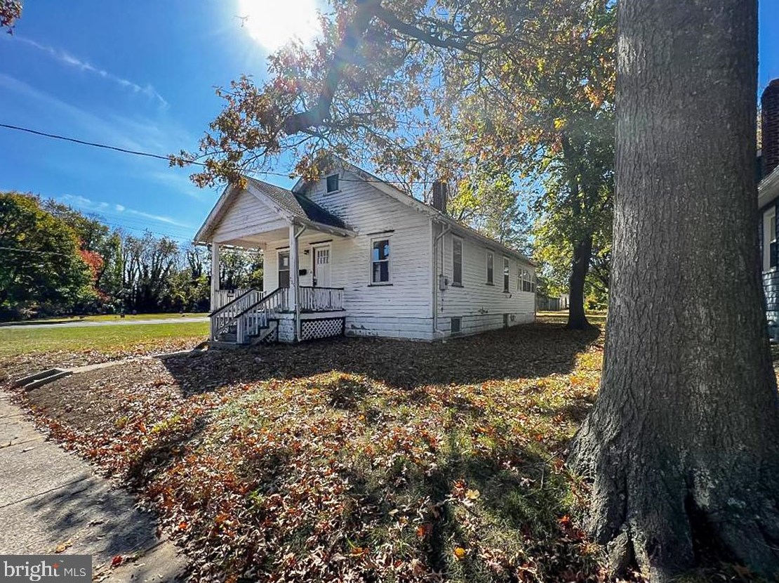 353 Allen Ave, Salem NJ  08079-1139 exterior