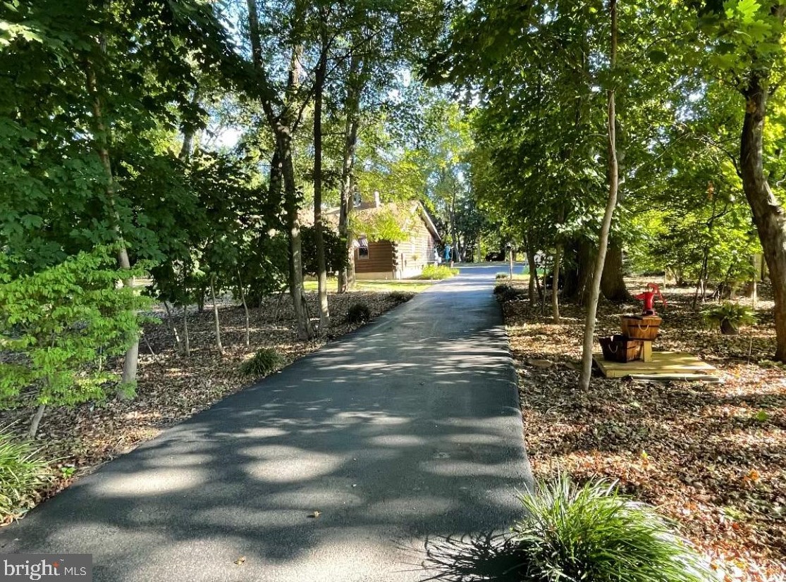 46 Delaware Ave, Pennsville NJ 08070-1825 exterior