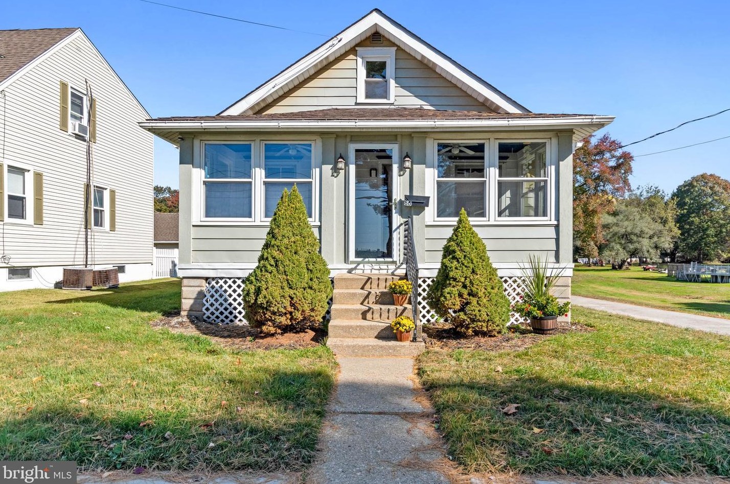 86 Pittsfield St, Pennsville NJ  08070-1820 exterior