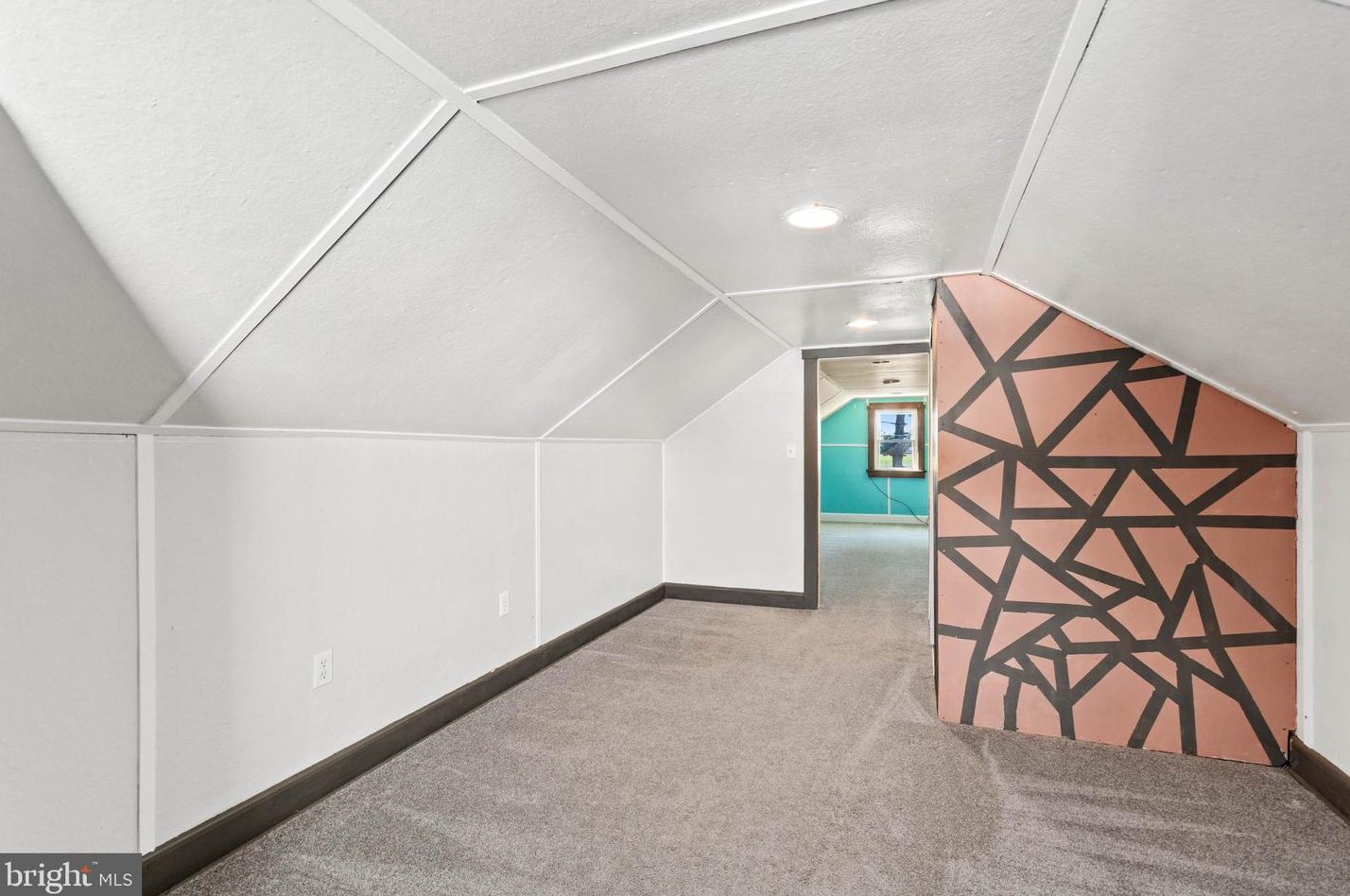 86 Pittsfield St, Pennsville NJ  08070-1820 exterior