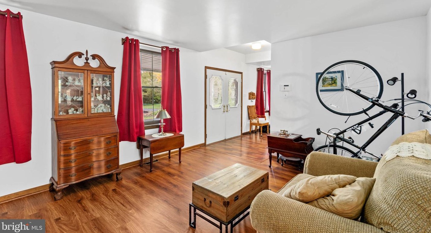 75 Pennsville Auburn Rd, Carneys Point Township NJ  08069-3625 exterior