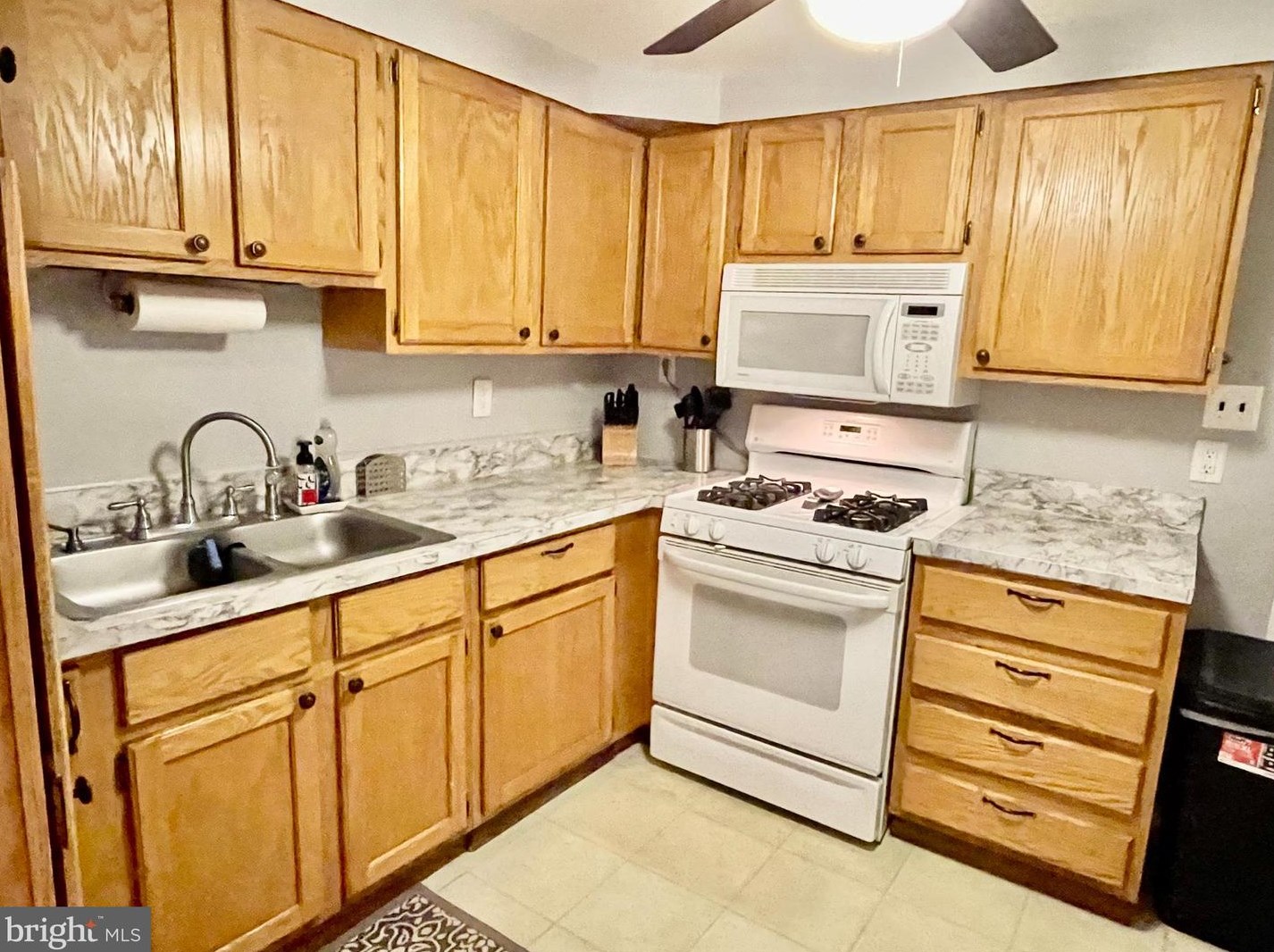 159 Highland Ave, Pennsville NJ  08070-2237 exterior