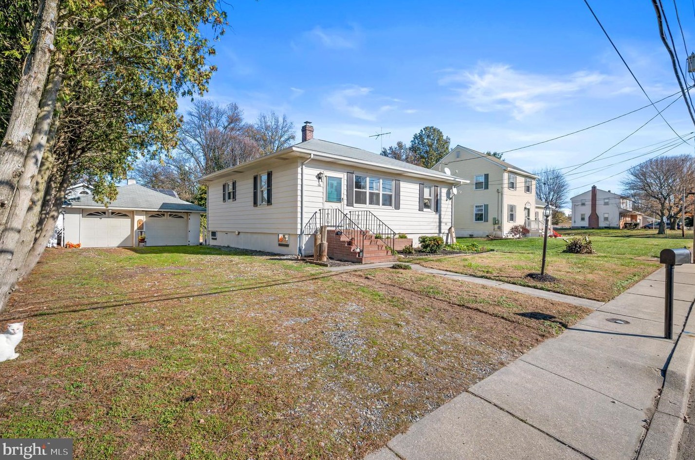 142 Eaton Rd, Pennsville NJ 08070-2446 exterior