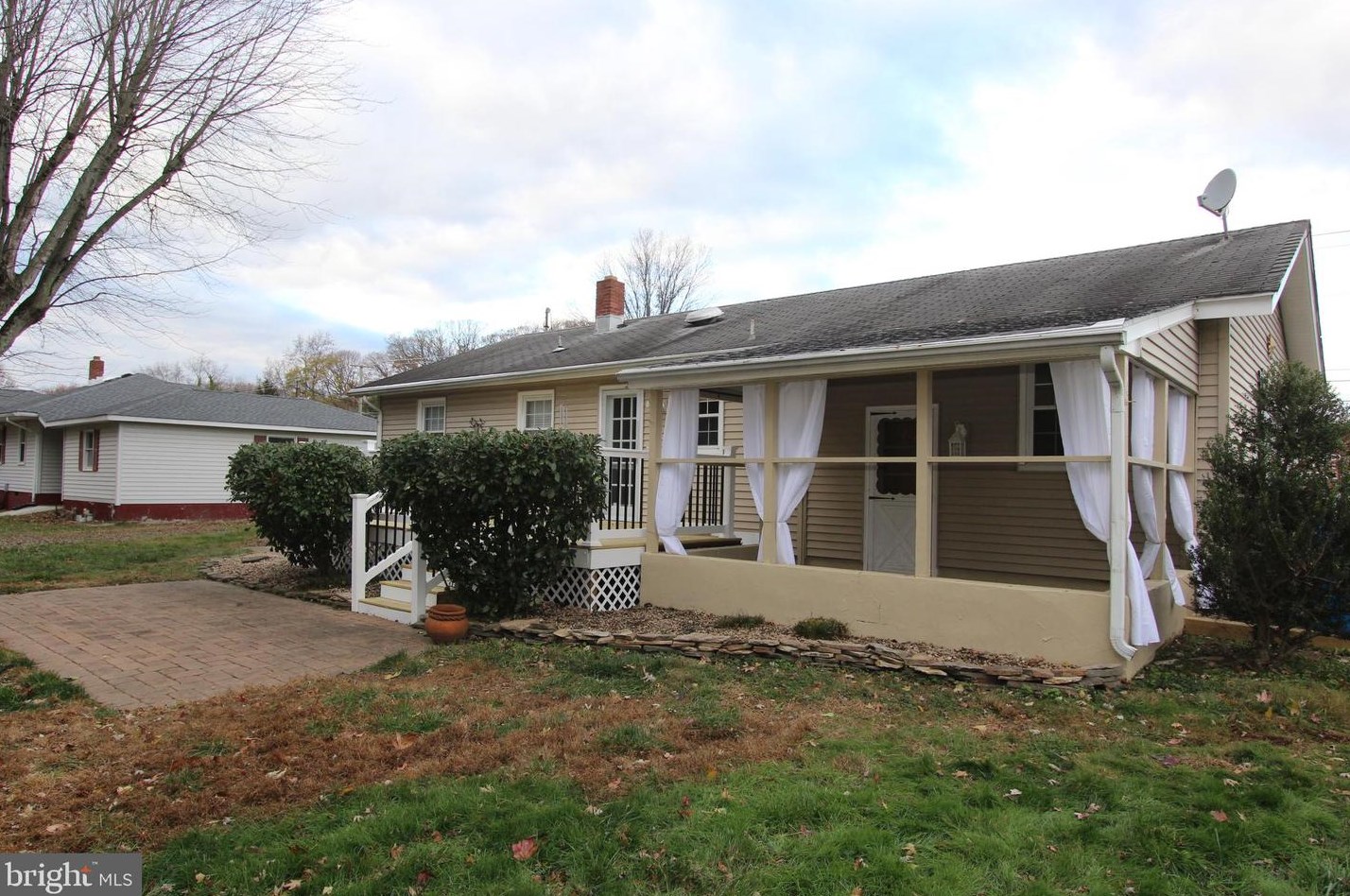 161 Churchtown Rd, Pennsville NJ 08070-1301 exterior