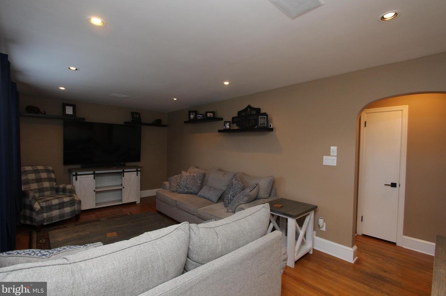 161 Churchtown Rd, Pennsville NJ 08070-1301 exterior