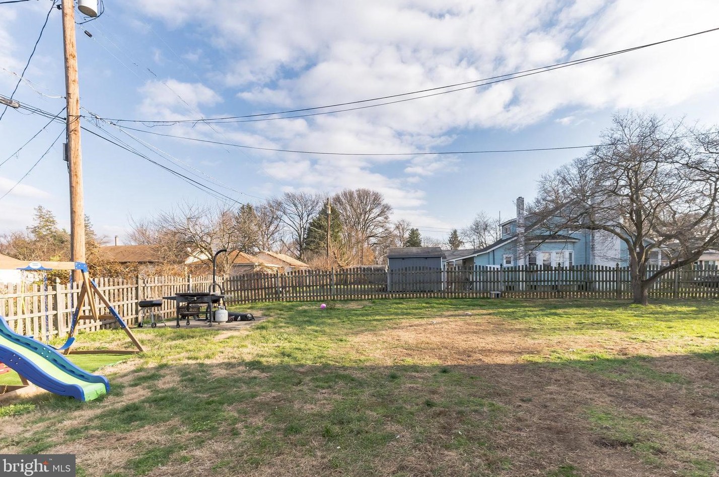 86 Highland Ave, Pennsville NJ  08070-2209 exterior