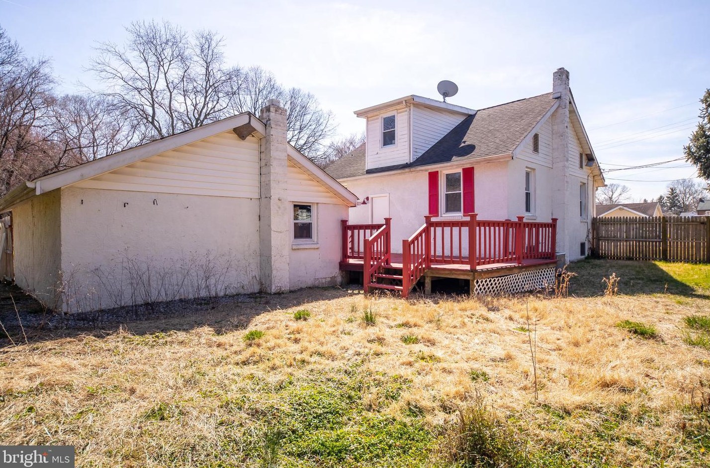 38 Marlyn Ave, Pennsville NJ 08070-1405 exterior